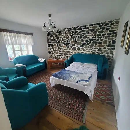Darmo's Villa Korce